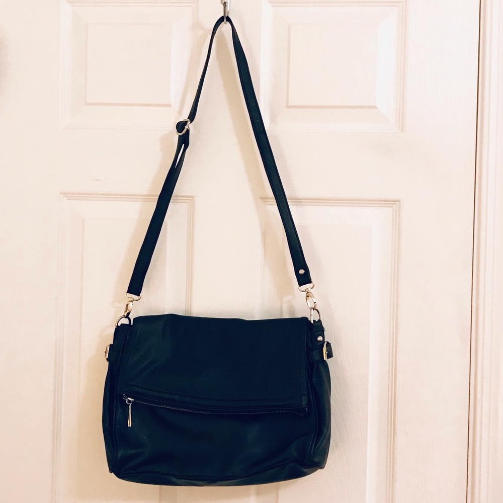 Kelly & Katie Crossbody Foldover Bag